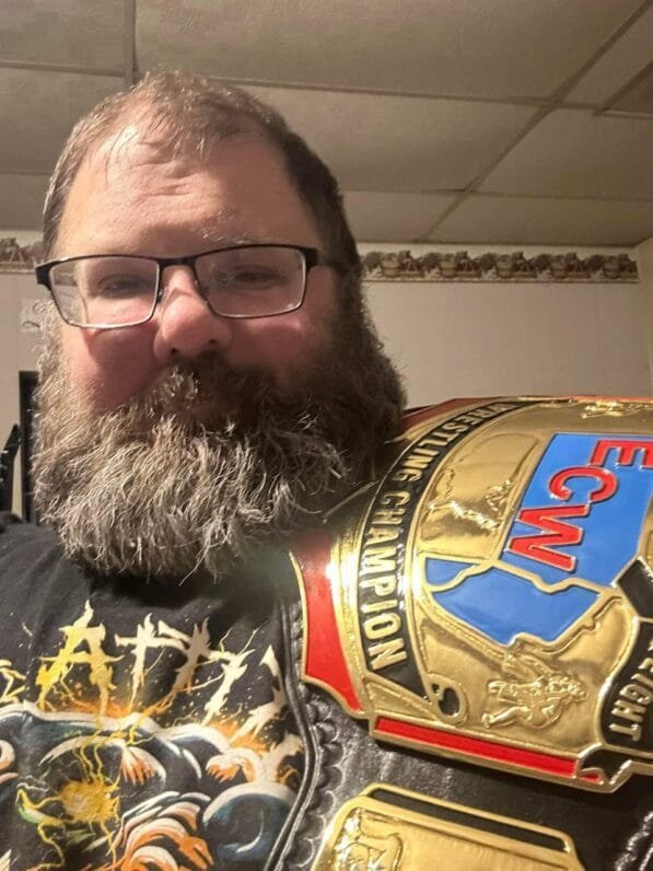 Customer with belt 2